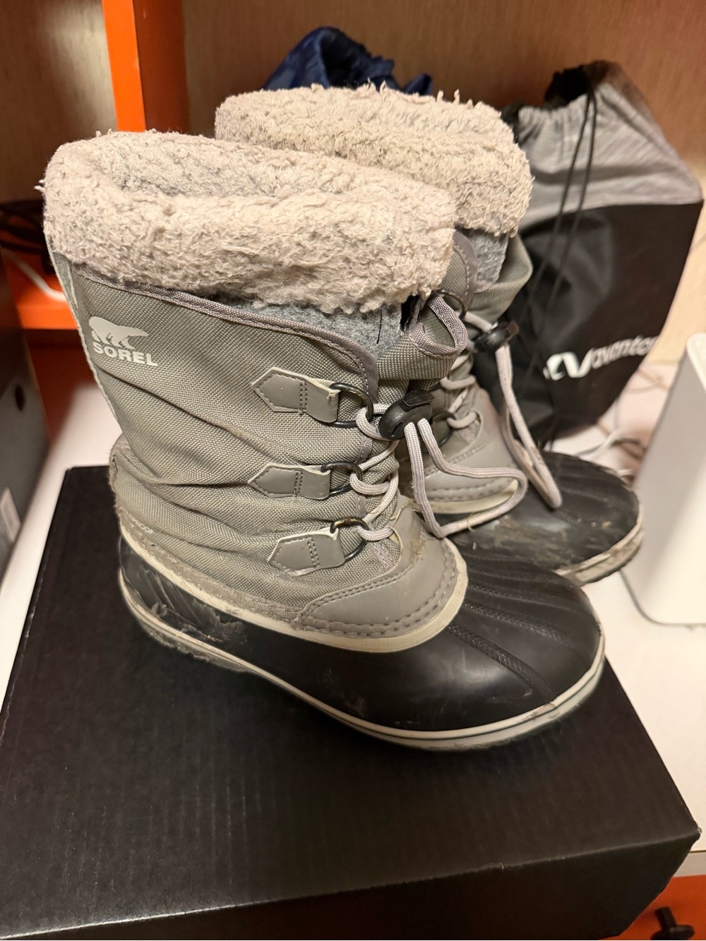 Sorel Kids Grey and Black Insulated Snow Boots with Faux Fur Cuff